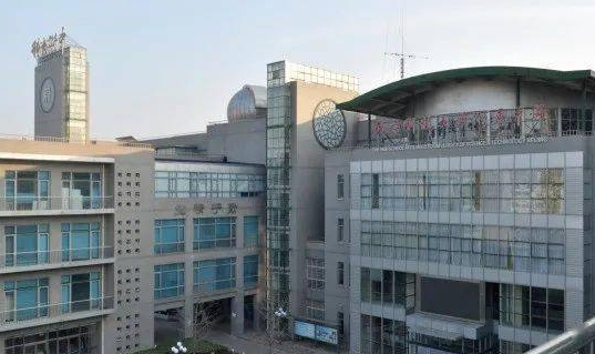 北京科技大學附屬中學地址，乘車路線