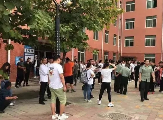 遼寧2024讀中專學(xué)?？刹豢梢钥即髮W(xué)