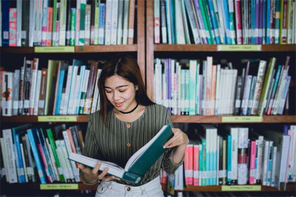 江西應(yīng)用科技學(xué)院VS南京信息工程大學(xué)哪個實(shí)力更強(qiáng)？