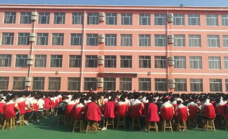2024濱州外國語實(shí)驗(yàn)學(xué)校(職業(yè)中專部)多少錢 濱州外國語實(shí)驗(yàn)學(xué)校(職業(yè)中專部)各專業(yè)學(xué)費(fèi)收費(fèi)標(biāo)準(zhǔn)