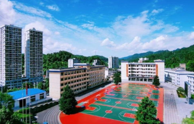 2024新蔡縣中等職業(yè)技術(shù)學(xué)校多少錢 新蔡縣中等職業(yè)技術(shù)學(xué)校各專業(yè)學(xué)費(fèi)收費(fèi)標(biāo)準(zhǔn)