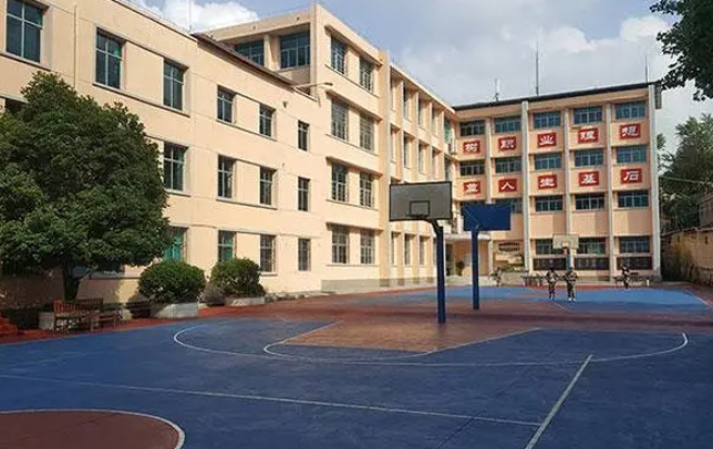 貴州裝備制造職業(yè)學(xué)院中職部網(wǎng)站網(wǎng)址主頁