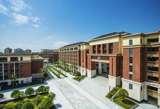 重慶市第八中學(xué)校(沙坪壩校區(qū))怎么樣、好不好