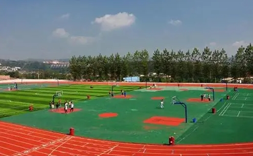重慶2024年男生學什么鐵路學校好