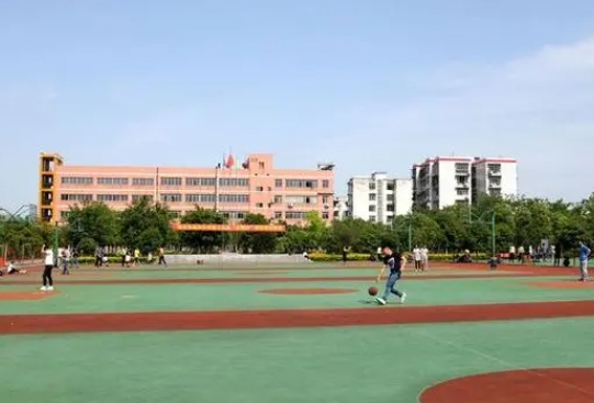 重慶市渝西中學(xué)怎么樣、好不好