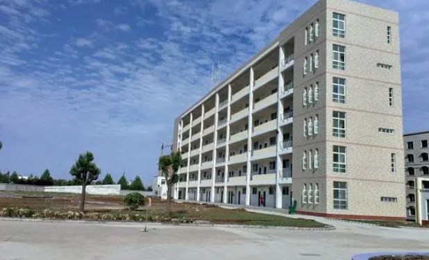 洛陽市中等職業(yè)學(xué)校高新校區(qū)怎么樣、好不好