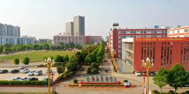 云南2024年男生上什么鐵路學校好