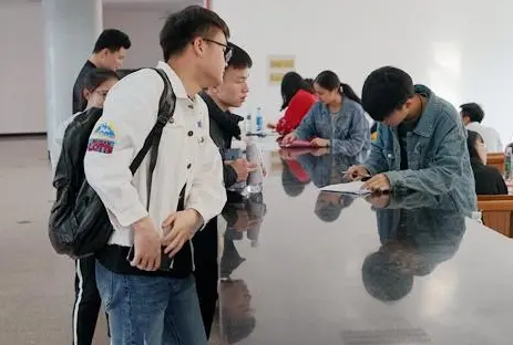 大學(xué)錄取通知書一般什么時候到？高考被錄取不去的后果是什么？