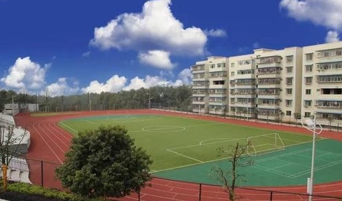 重慶市華鎣中學(xué)校怎么樣、好不好