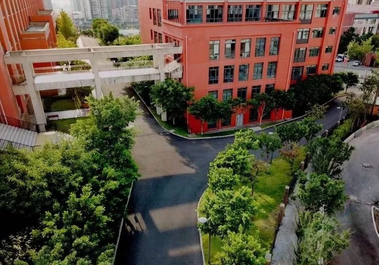 重慶市實驗中學校地址，乘車路線