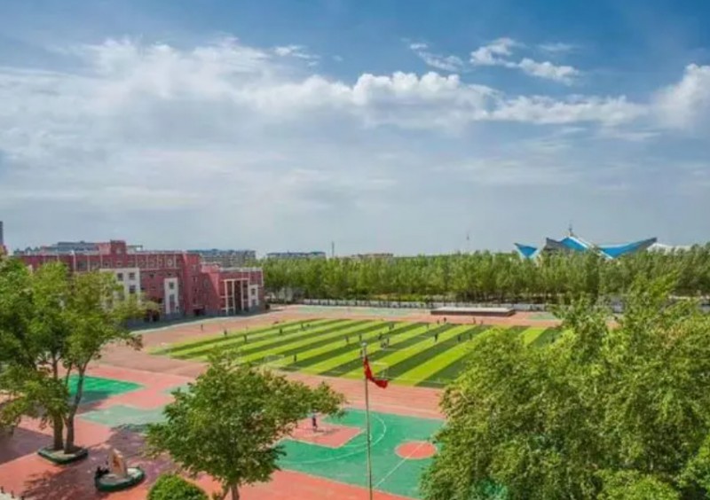 重慶市榮昌中學校怎么樣、好不好
