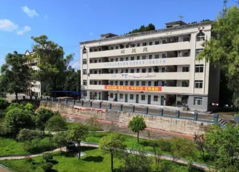 重慶市仁義中學(xué)校怎么樣、好不好