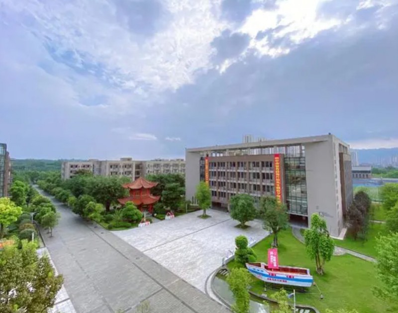 重慶市雙橋中學(xué)校怎么樣、好不好