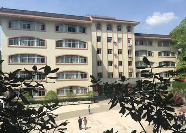 2024重慶市二十三中多少錢(學(xué)費明細)