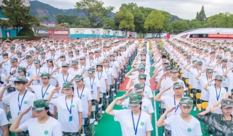 湖南2024年男生讀鐵路學校好不好