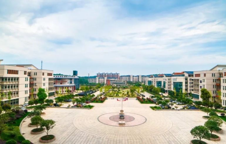 湖南2024年鐵路學(xué)校大專有哪些