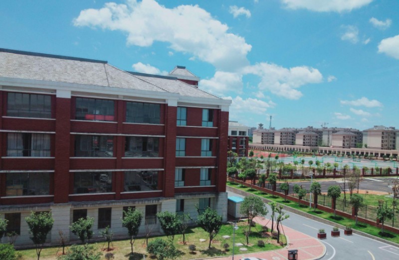 新樂市第一中學(xué)地址，乘車路線