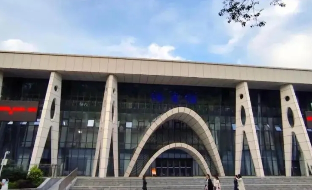 益陽職業(yè)技術學院藝術類學費（2024）