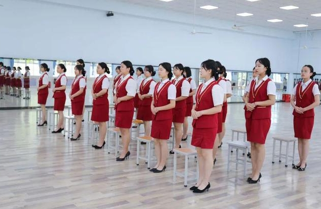 廣東2024年適合女生的鐵路學(xué)校專(zhuān)業(yè)