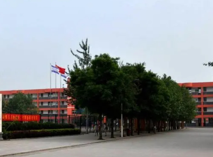2024邯鄲市荀子中學(xué)招生計(jì)劃 招生人數(shù)是多少(附要求、條件、對(duì)象)
