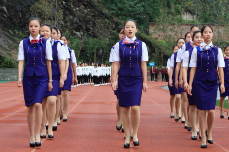 廣西2024年女生學鐵路學校好嗎
