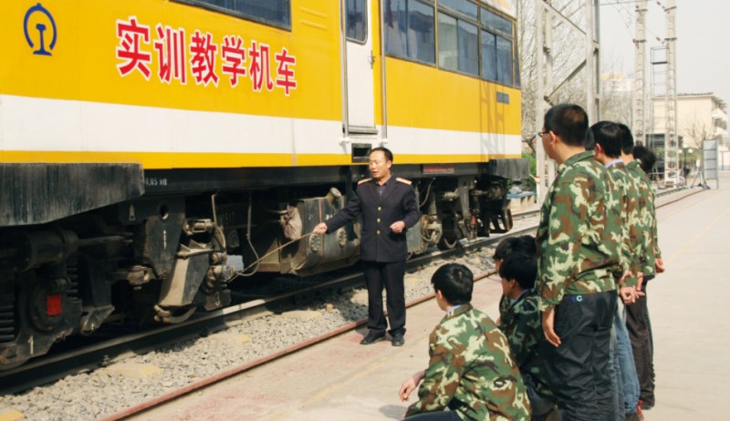 廣西2024年職高和鐵路學(xué)校有哪些區(qū)別
