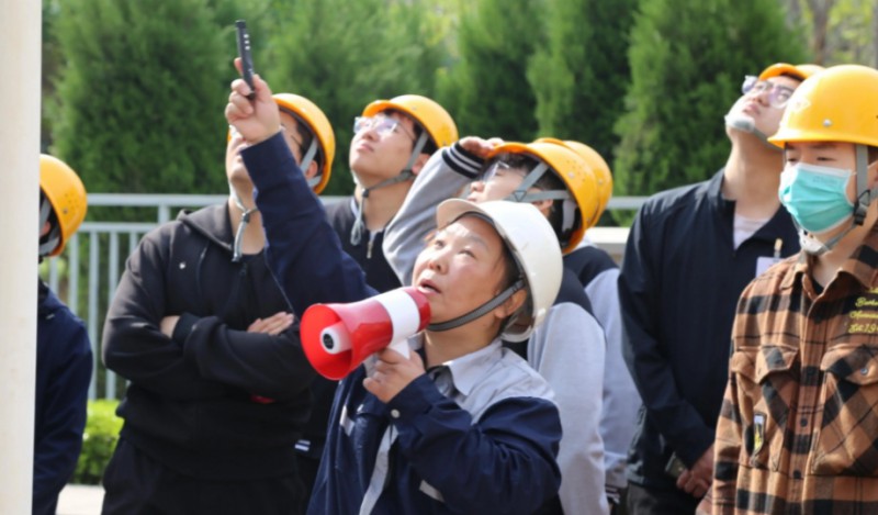 河南2024年讀鐵路學(xué)?？梢钥即髮W(xué)嗎