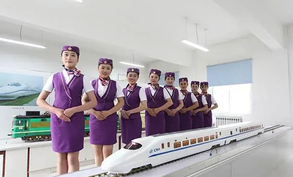 山東2024年女生讀鐵路學校好不好