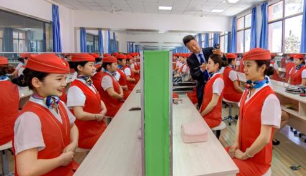 山東2024年女生上鐵路學校學什么好
