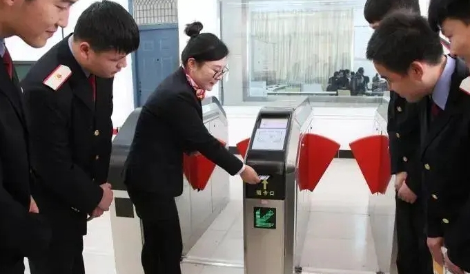 山東2025年鐵路學(xué)校一般有哪些專(zhuān)業(yè)