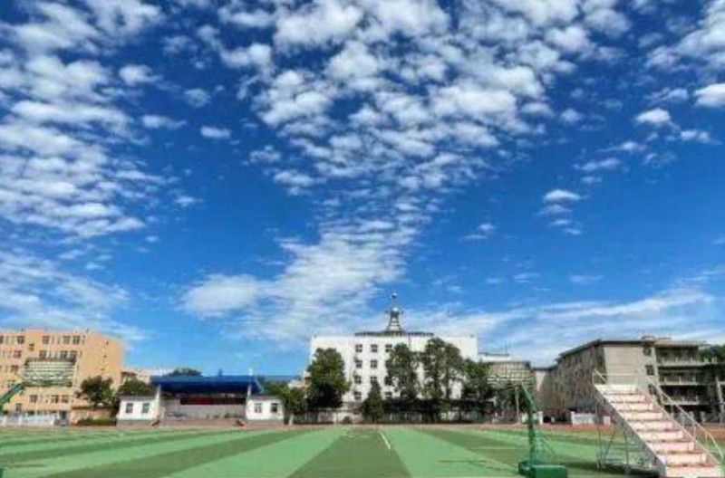 河北滿城中學(xué)怎么樣、好不好
