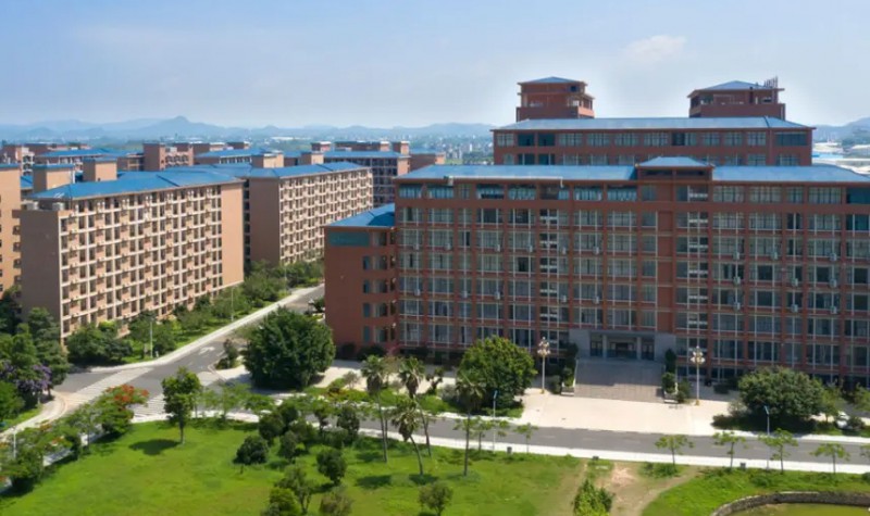 湛江南大理工職業(yè)技術(shù)學(xué)校2025年學(xué)費(fèi)、收費(fèi)多少