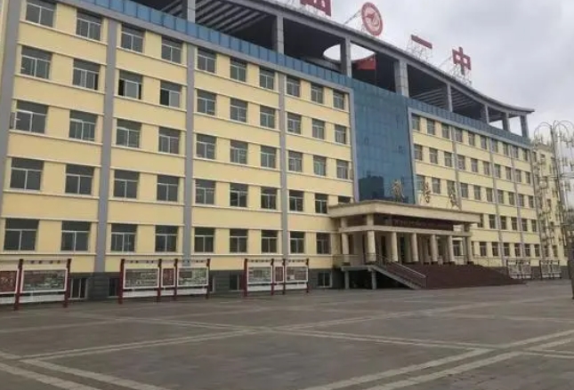 2025曲陽縣第一高級中學(xué)招生計劃 招生人數(shù)是多少(附要求、條件、對象)