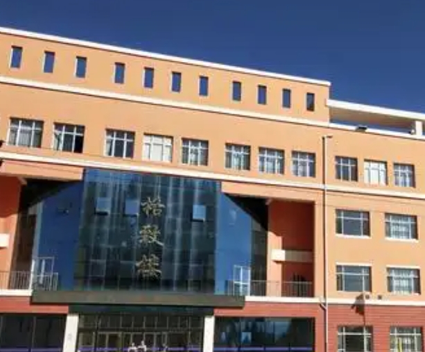 淶源縣淶源中學(xué)地址，乘車路線