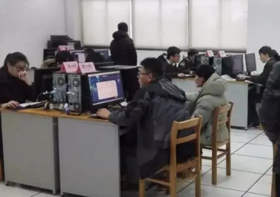 重慶2025年鐵路學校和幼師哪個好