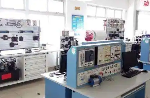 重慶2025年有成人鐵路學校嗎