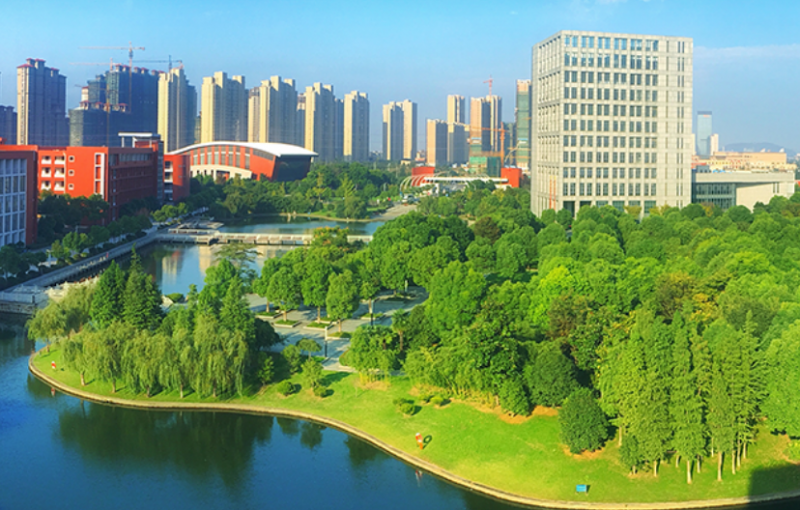 江蘇2025年職高好還是鐵路學校好