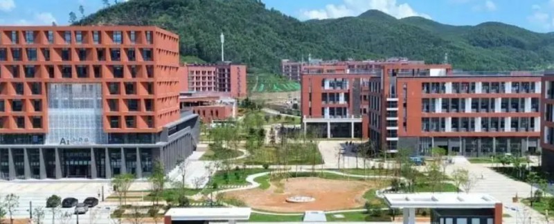 廣東2025年讀什么中專學校比較好