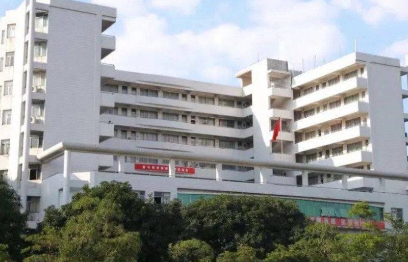 廣東2025年中專學(xué)校學(xué)費多少