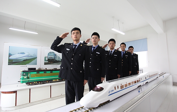 陜西2025年男生讀鐵路學(xué)校好不好