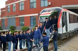 湖南2025年女生讀鐵路學校怎么樣