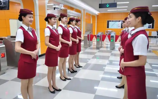 廣西2025年女生讀鐵路學校學什么好