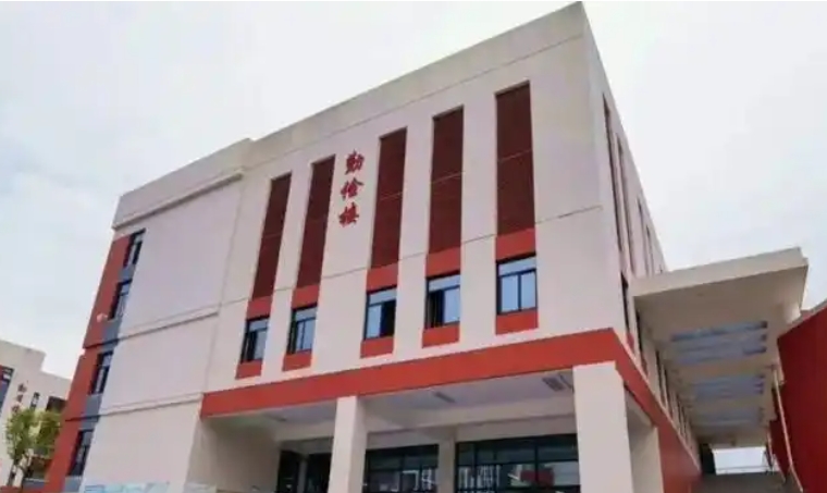 簡(jiǎn)陽實(shí)驗(yàn)中學(xué)地址，乘車路線