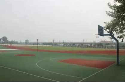 青城山高中地址，乘車(chē)路線