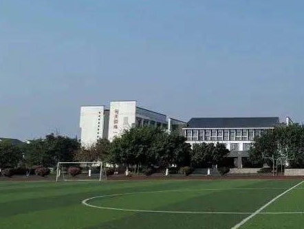 石室白馬中學(xué)地址，乘車路線