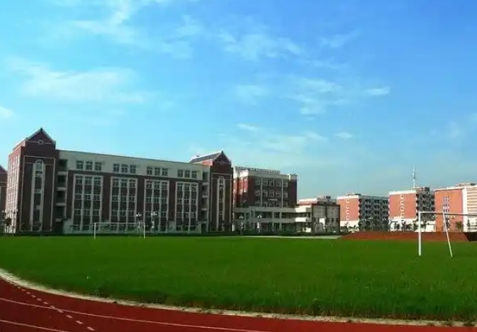 四川電影電視學(xué)院實(shí)驗(yàn)中學(xué)地址，乘車路線