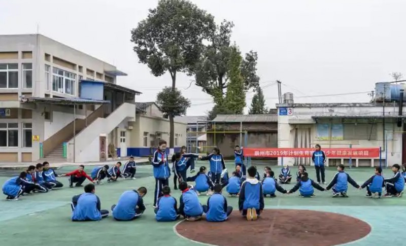 2025崇州市隆興鎮(zhèn)中學(xué)多少錢(qián)(學(xué)費(fèi)明細(xì))