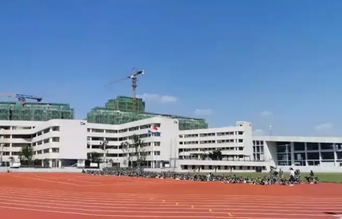 四川省成都市大面中學(xué)校地址，乘車路線